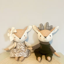 Carica l'immagine nel visualizzatore di Gallery, Gli animali di mamma Cerbiatta